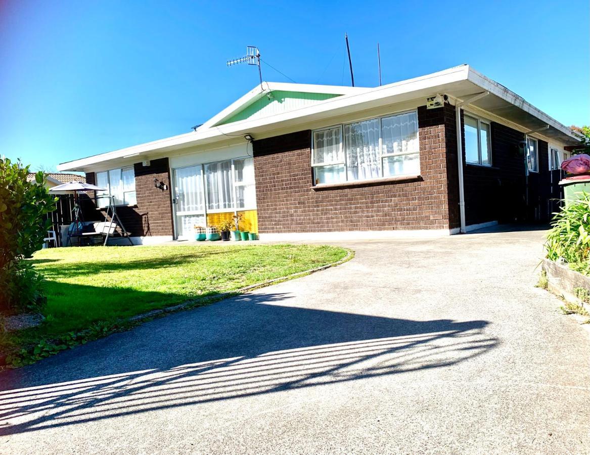 Rotorua City Center Holiday House エクステリア 写真